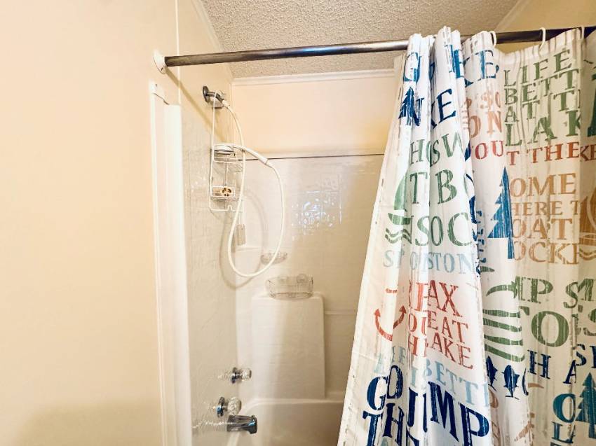 22 Henry Drive a Winter Haven, FL Mobile or Manufactured Home for Sale